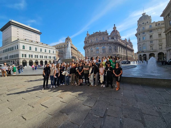 IMG-2833a18a17219036124661a1b1db2fba-V