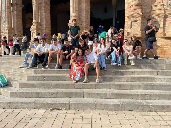 IMG-c54755e32f57b6ff7b47fe49aa04d0dc-V