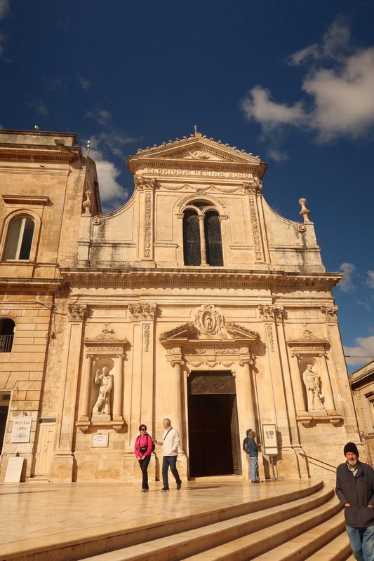 viber_image_2025-10-28_15-38-37-449